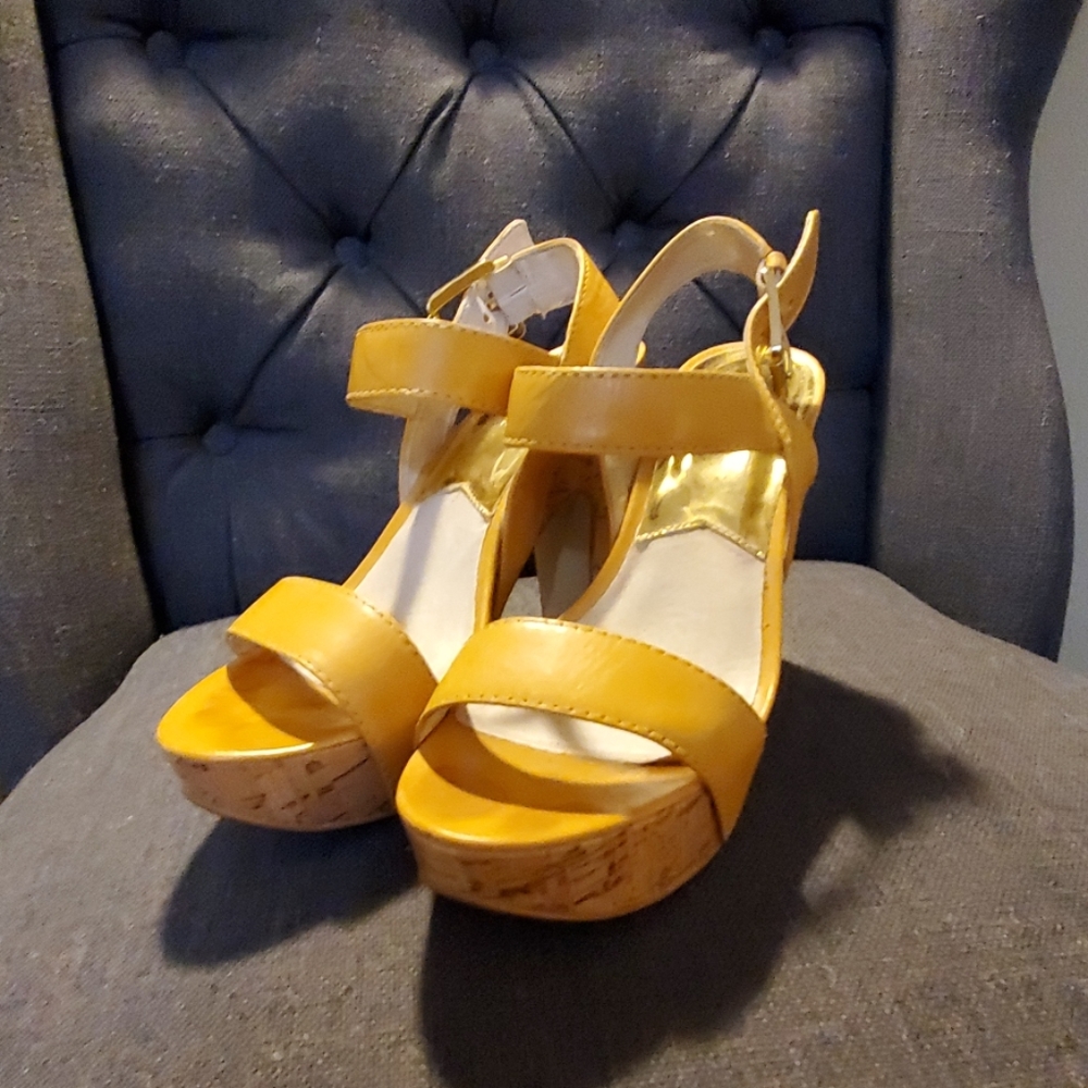 Size 9 sandal